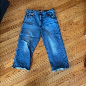 Levi’s Ribcage Straight Ankle size 33 medium wash